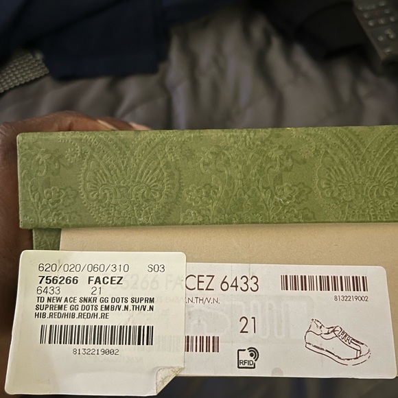 *Authentic*GUCCI💯toddler sneaker - Picture 2 of 8